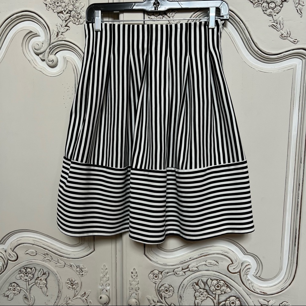 Women's She + Sky - Black and white striped skirt – size S